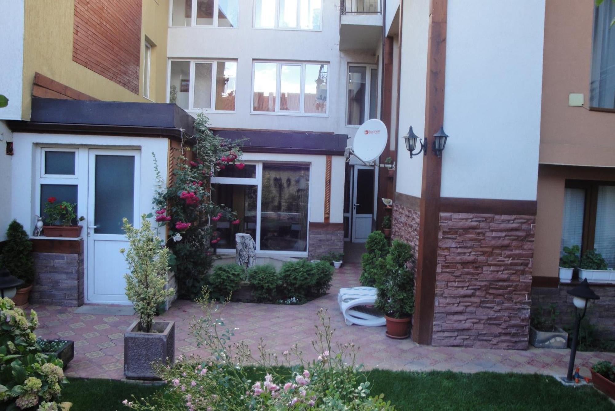 Guest House Zlatev Bansko Esterno foto